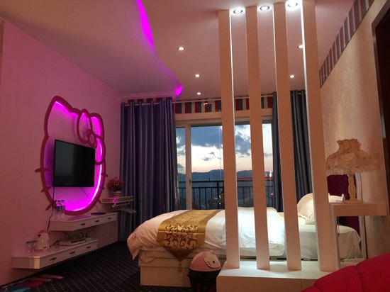 Hello Kitty Apartment - Kunming, China